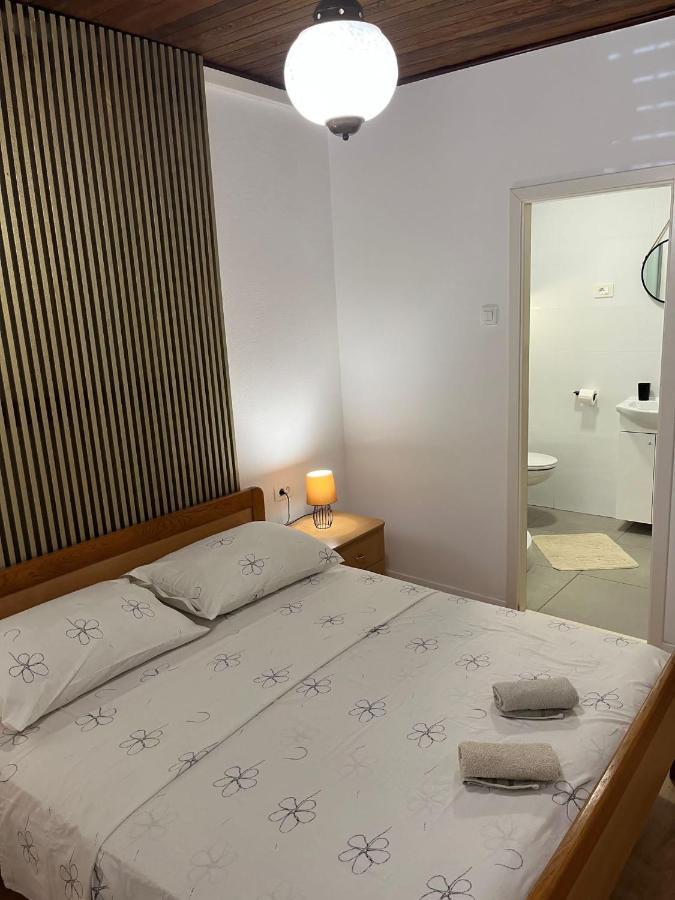 apartman Mijic Trogir Bagian luar foto