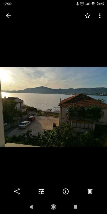 apartman Mijic Trogir Bagian luar foto